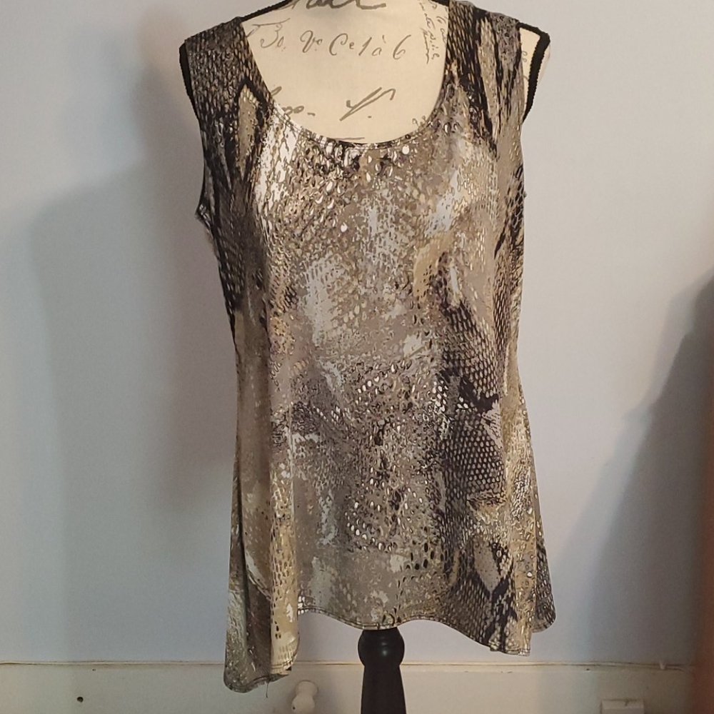 Snakeskin🐍 print tank top